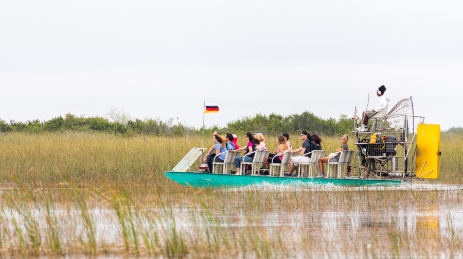 Everglades Adventure Trip bus rental